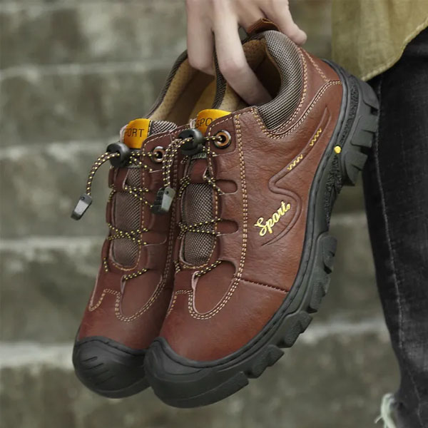 https://production-jachai-service.s3-ap-southeast-1.amazonaws.com/static_image/2023-03-22T15:32:14.811_CLIMBING_Sports_Casual_Shoes-2.jpg
